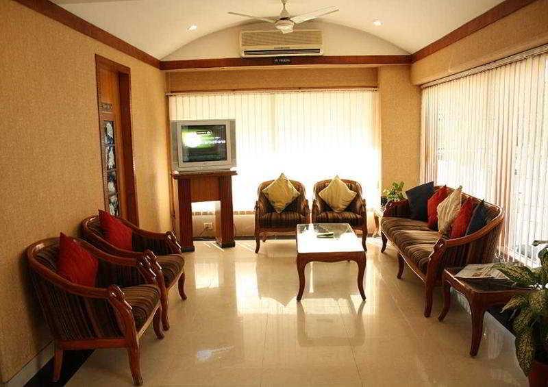 Hotel Imperial Executive, Andheri Мумбаї Екстер'єр фото