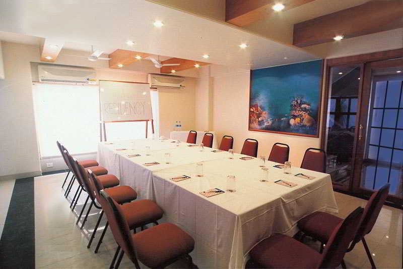 Hotel Imperial Executive, Andheri Мумбаї Екстер'єр фото