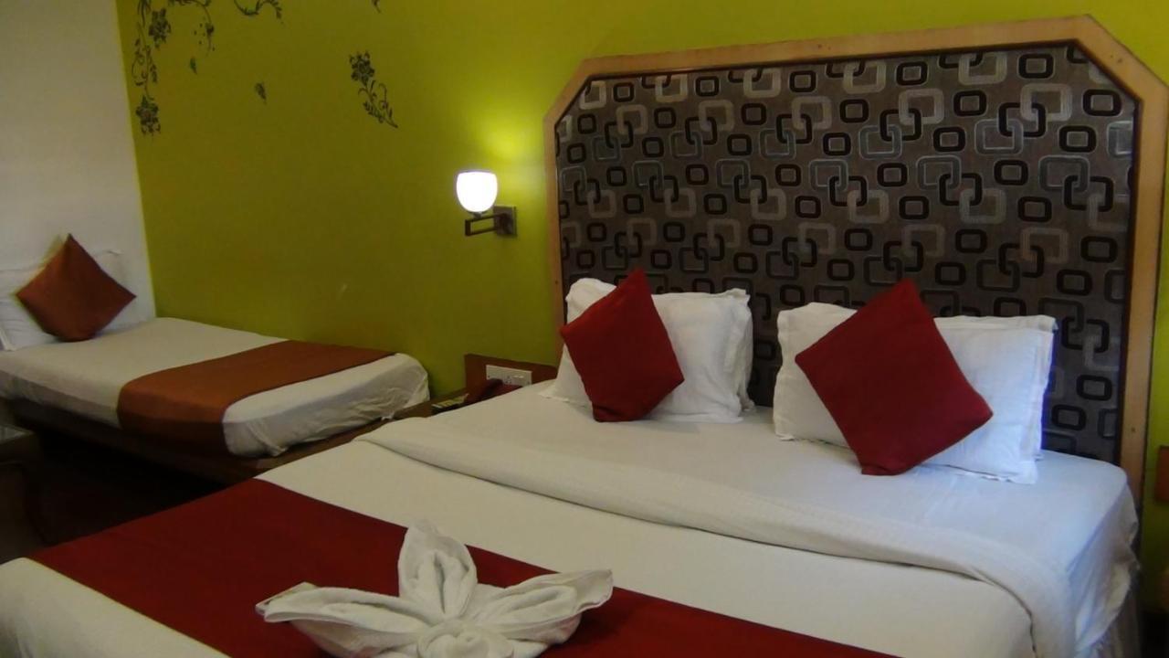 Hotel Imperial Executive, Andheri Мумбаї Екстер'єр фото