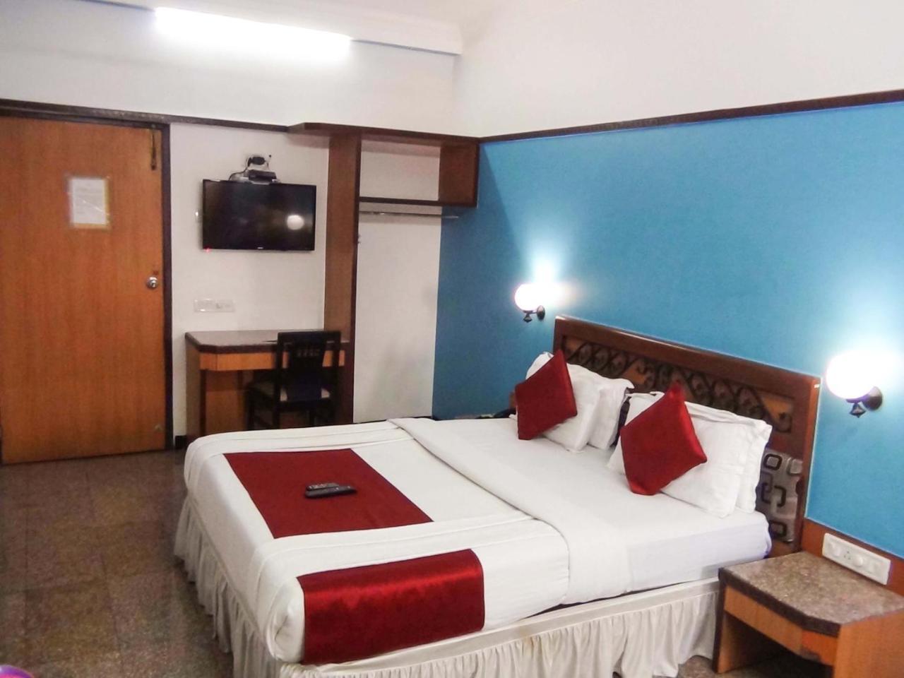 Hotel Imperial Executive, Andheri Мумбаї Екстер'єр фото