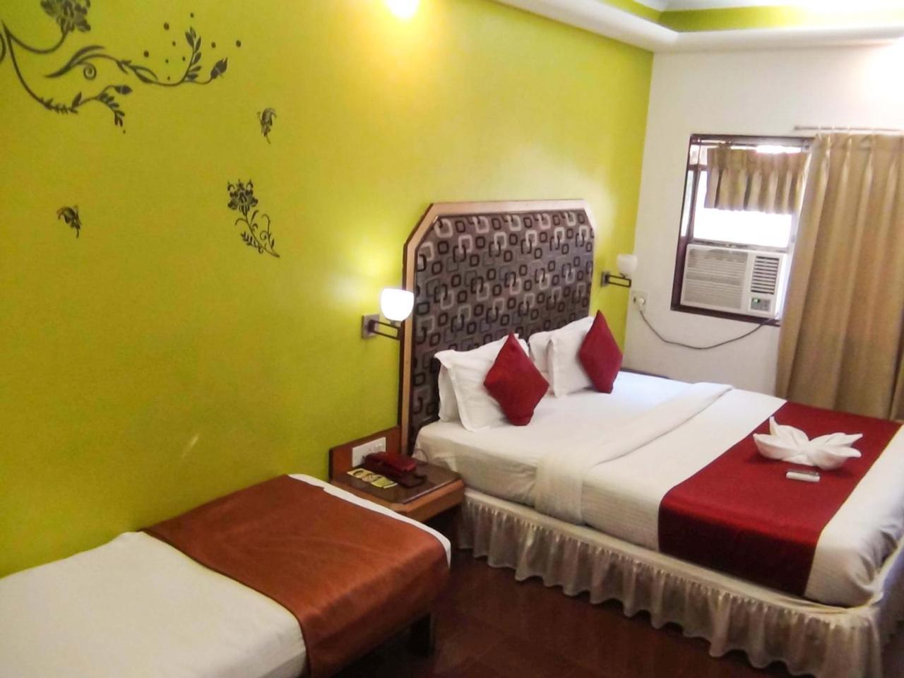 Hotel Imperial Executive, Andheri Мумбаї Екстер'єр фото