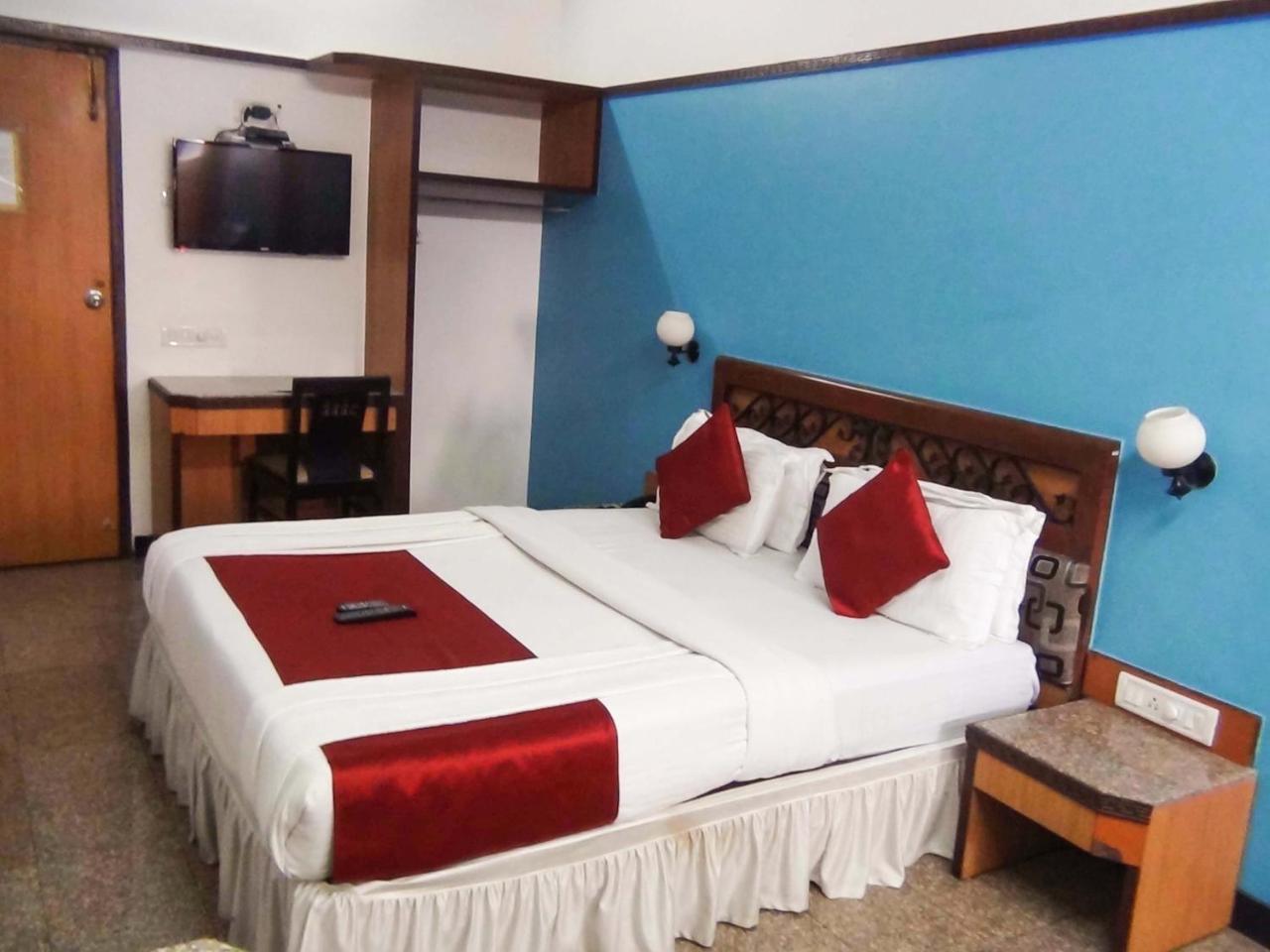 Hotel Imperial Executive, Andheri Мумбаї Екстер'єр фото