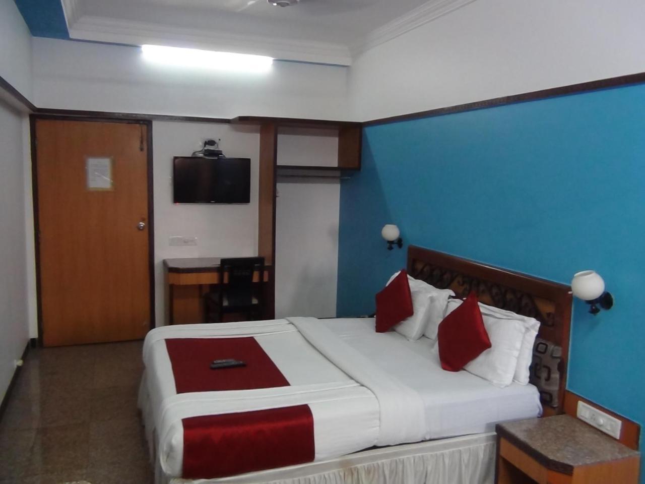 Hotel Imperial Executive, Andheri Мумбаї Екстер'єр фото
